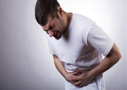 مشروبات تقلل من ألم القولون