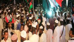 الحكومة السودانية تزف بشرى للمتظاهرين