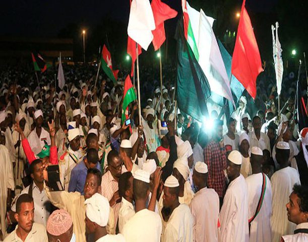 الحكومة السودانية تزف بشرى للمتظاهرين