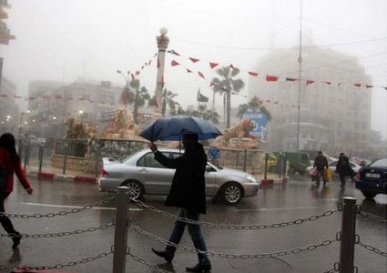 طقس فلسطين: استمرار المنخفض الجوي غدا الاحد