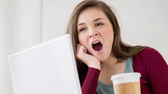 أسباب التثاؤب حسب تفسير العلماء