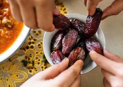 ماذا يحدث لجسمك إذا تناولت 3 تمور كل يوم لمدة أسبوع؟