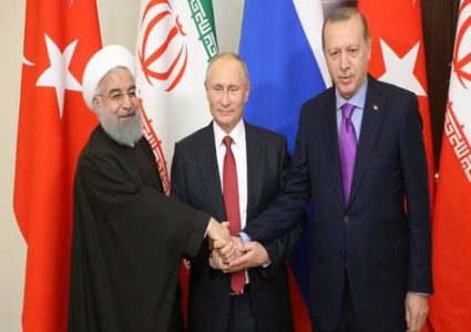 "الأوبزرفر": اختلاف الدور الروسي والإيراني في سوريا