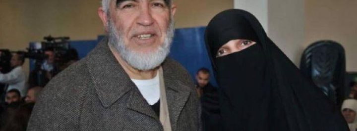 محكمة الاحتلال تحيل الشيخ رائد صلاح إلى الحبس المنزلي