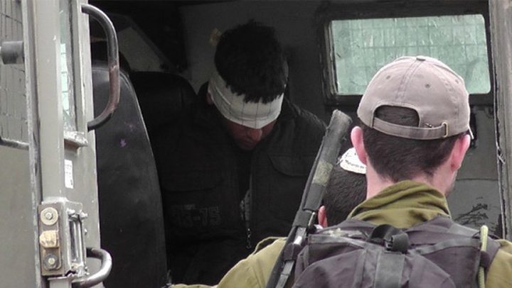 اعتقال شاب على حاجز جنوب نابلس