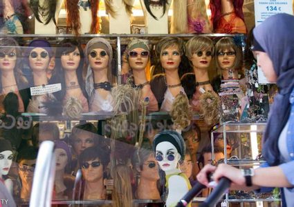 "الصلع" عند النساء.. أسبابه وطرق علاجه