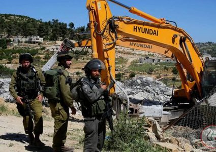 الاحتلال يهدم منزلا في القدس