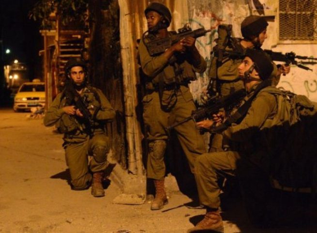 الاحتلال يعتقل 24 مواطناً من الضفة بينهم سبعة فتية