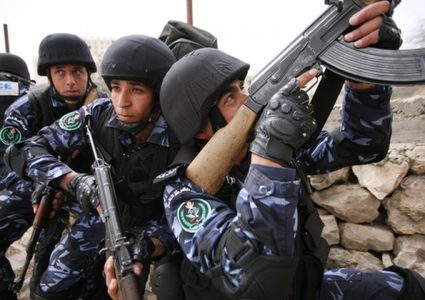 الشرطة تقبض على شخص بحوزته 28 وجبة هروين