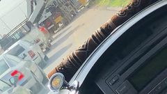 مستوطنون يهاجمون مركبات المواطنين جنوب نابلس