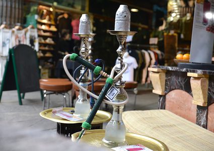 دراسة بريطانية ضخمة عن آثار "الشيشة" السلبية على صحة الانسان