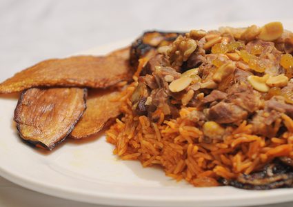 مقلوبة لحم الغنم المخبوزة في الفرن