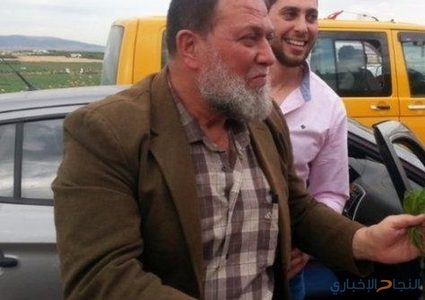 الاحتلال يُمدد اعتقال والد الشهيد صالح البرغوثي وشقيقه