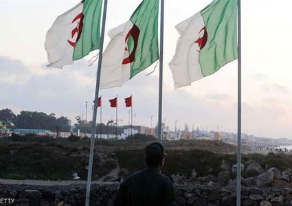 الجزائر تغلق حدودها الجنوبية أمام السوريين