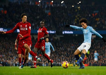 السيتي يجرّع ليفربول هزيمته الأولى و"يشعل" الدوري الإنجليزي