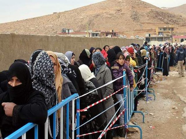 الأمم المتحدة تحذر من إغلاق الجزائر حدودها أمام السوريين