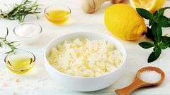 استخدامات ملح الليمون للملابس