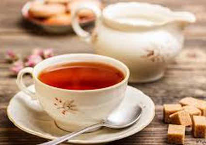 ماذا يفعل الشاي والعصائر المحلاة بجسمك ؟