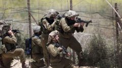 "حدشوت 24": اطلاق النار على فلسطينيين اقتربوا من السياج