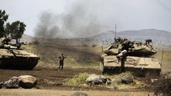 الاحتلال يطلق نيرانه تجاه المزارعين والصيادين