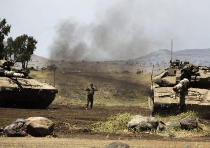 الاحتلال يطلق نيرانه تجاه المزارعين والصيادين