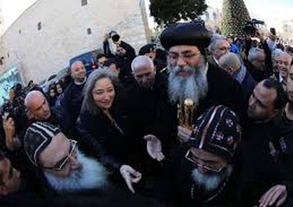 وصول موكب النائب البطريرك للأحباش الى بيت لحم