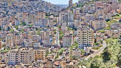 قطاع العقارات في مدينة نابلس يقف في الزاوية الحرجة