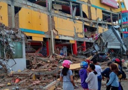 زلزال بقوة 6.6 درجة يهز إندونيسيا