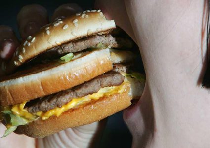 اللحم الأحمر والقلب.. دراسة تكشف "الحقيقة"