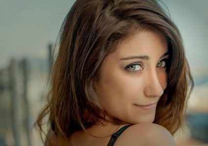 هازال كايا تستقبل 2019 بخطوبتها على حبيبها على أتاي