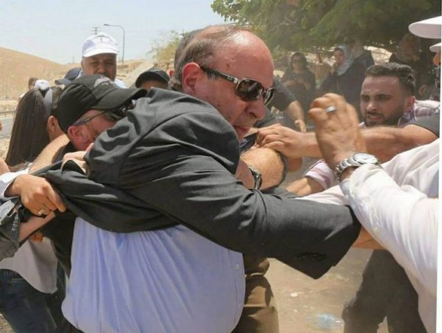 الحسيني:القدس تتعرض لخطر من إسرائيل ومستوطنيها وبدعم أمريكي