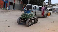 "الدبابة الصومالية".. إنجاز داخل ورشة ميكانيكا