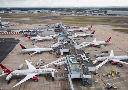 مطار هيثرو يعلن استئناف رحلاته عقب إغلاق سببه "درون"