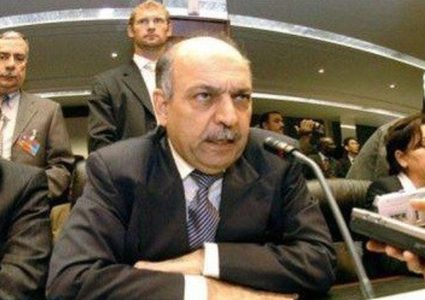 العراق يخفض إنتاجه النفطي بخسارة 235 مليون دولار شهريًا