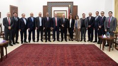 الرئيس يستقبل مجلس إدارة مؤسسة خالد الحسن لأمراض السرطان