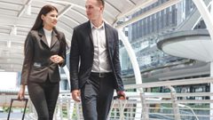 مجموعة نصائح لاخيار ملابس العمل للنساء والرجال