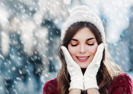4 أقنعة طبيعية تساهم في ترطيب البشرة في الشتاء