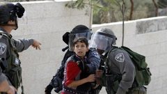 الاحتلال يعتقل طفلا من بيت فجار جنوب بيت لحم
