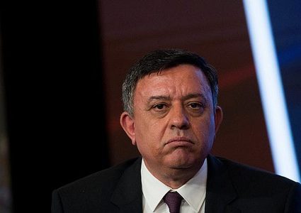 غاباي: غانتس لن ينضم إلى حزب العمل لإطاحة بنتنياهو