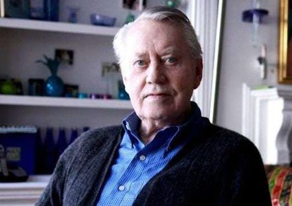 تبرع بأكثر من 8 مليارات دولار واقتصد على نفسه.. تعرف عليه