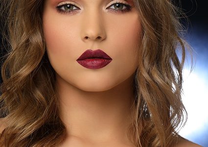 كيف تجعلين مكياجكِ يدوم طويلًا