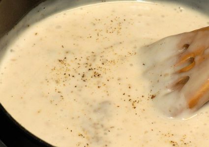 صلصة بشاميل اللازانيا