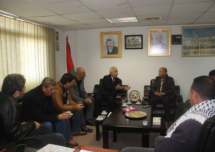 أبو هولي يؤكد تسخير الجهود لحماية حق العودة