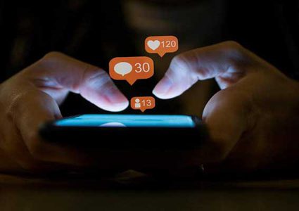 هذا ما يجمع مدمني المخدرات ومواقع التواصل!