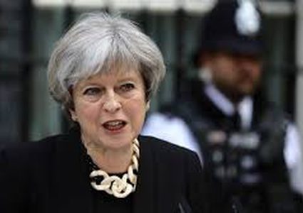 أصحاب "السترات الصفراء" يتظاهرون السبت ضد ماي