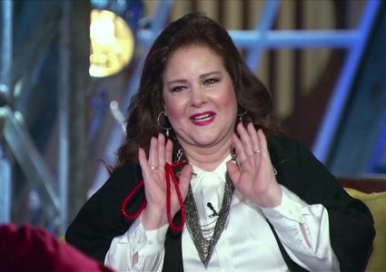 عادل امام يختار دلال عبد العزيز لبطولة مسلسه "فالنتينو"