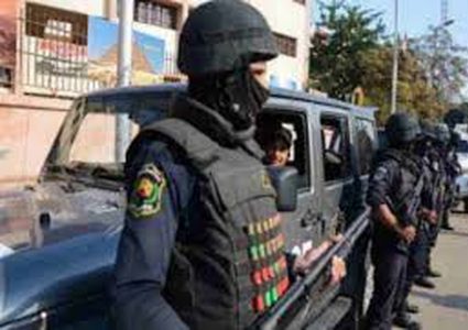 الداخلية المصرية تعلن مقتل 6 مسلحين في تبادل لإطلاق نار