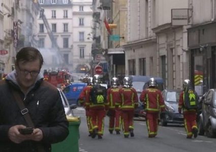 ثلاثة قتلى وعشرات الجرحى جراء انفجار للغاز في مبنى وسط باريس