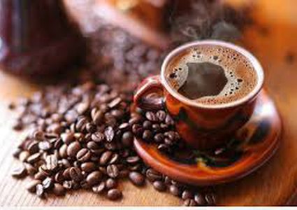 من يتأثر أكثر بالكافيين؟