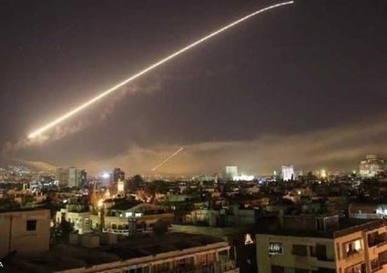 الدفاعات الجوية السورية تتصدى لعدوان إسرائيلي استهدف دمشق